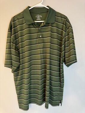 Men’s XL Champions Tour Dark Green Golf Shirt.